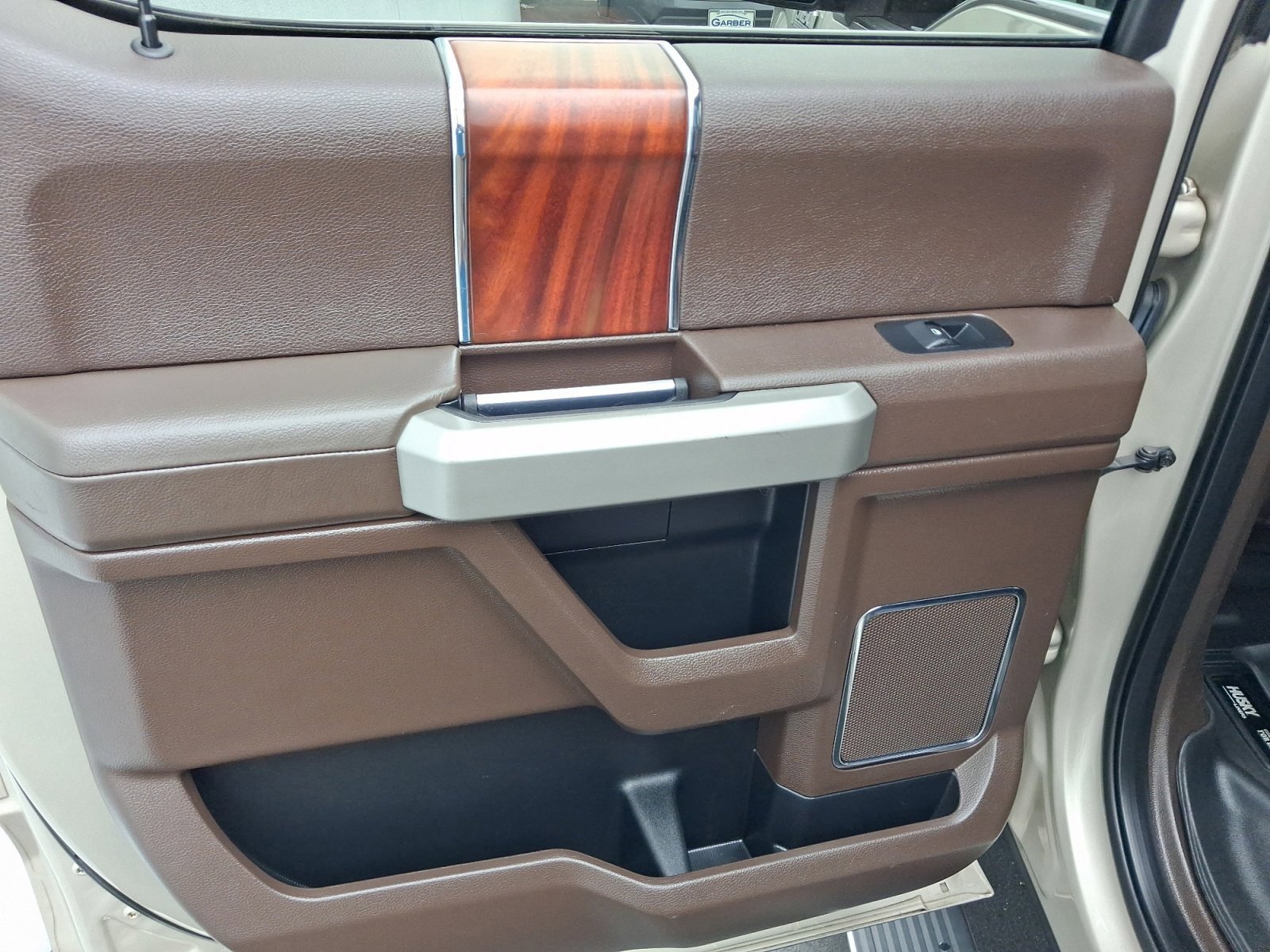 Used 2018 Ford F150 King Ranch w/ Equipment Group 601A Luxury AWD/4WD image 19
