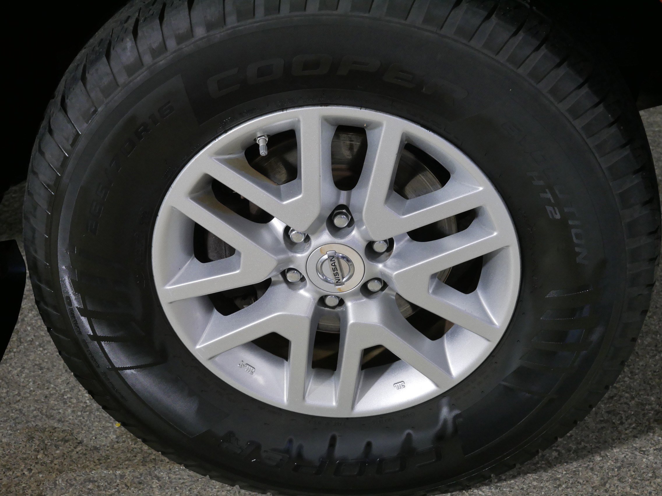 Used 2016 Nissan Frontier SV w/ SV Value Truck Package image 15