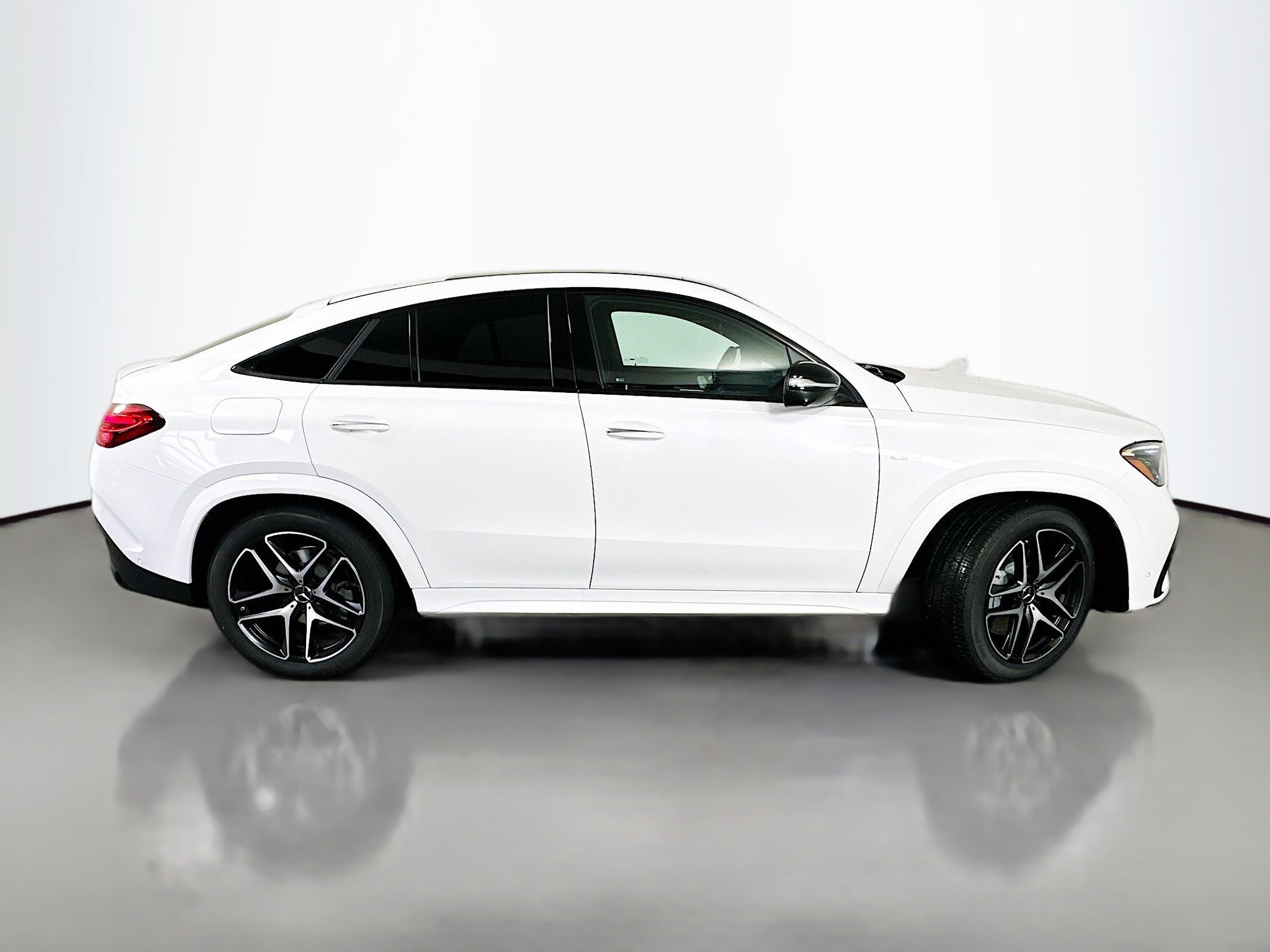 New 2026 Mercedes-Benz GLE 53 AMG 4MATIC Coupe image 8