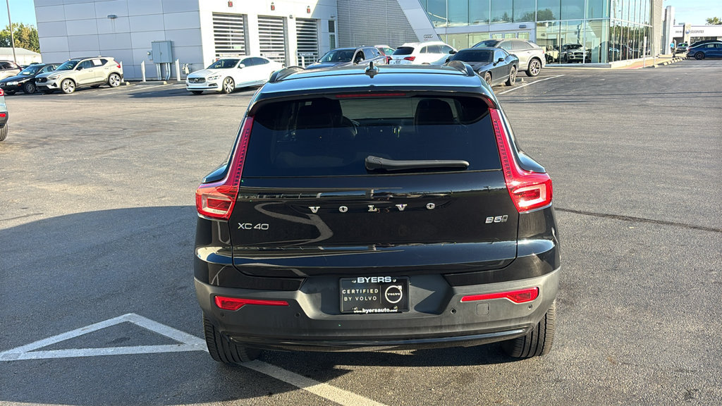 Certified 2026 Volvo XC40 B5 Plus AWD/4WD image 29