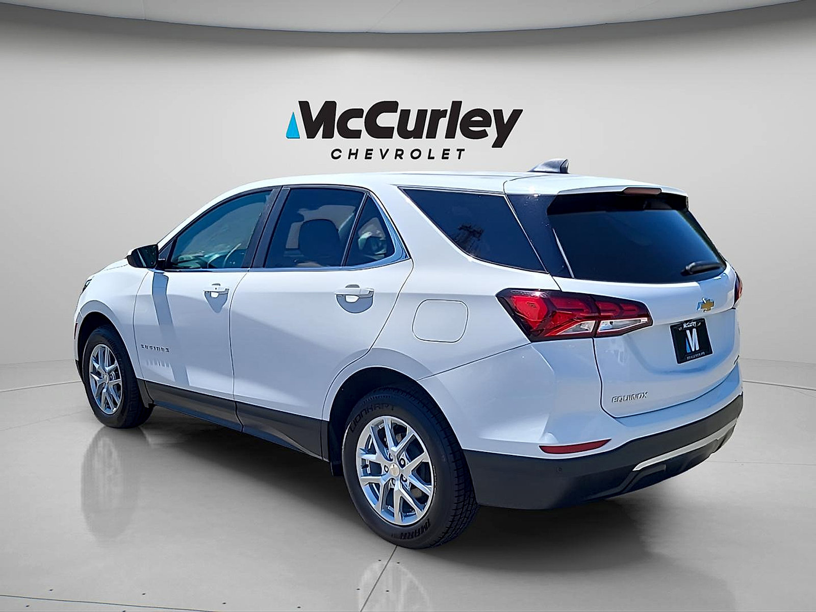 Used 2024 Chevrolet Equinox LT AWD/4WD image 5