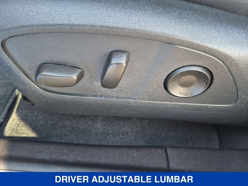 Used 2024 Chevrolet Equinox EV LT AWD/4WD image 15