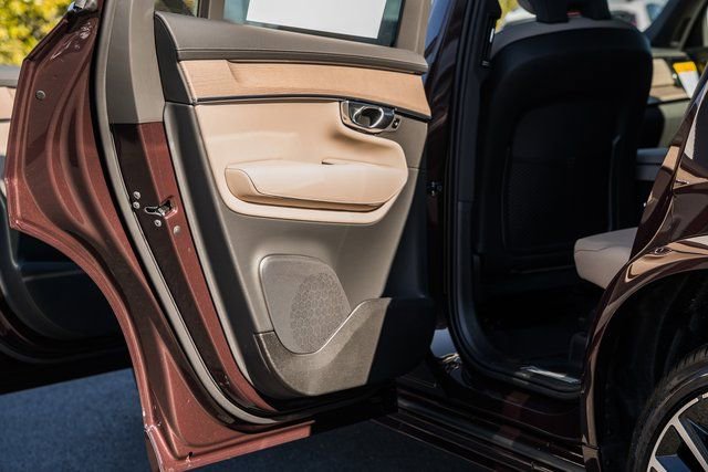 New 2026 Volvo XC90 B6 Plus image 38