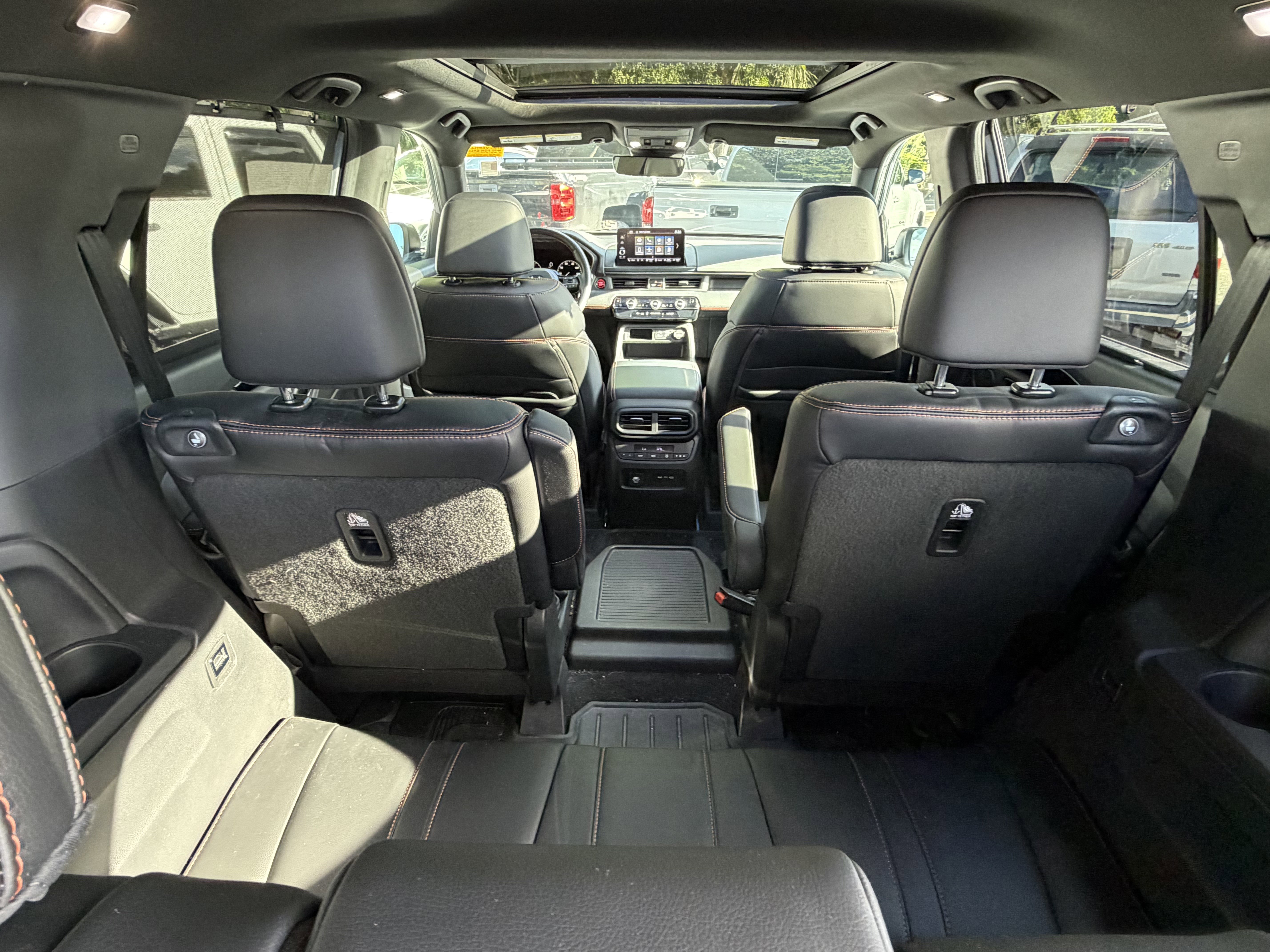 Used 2025 Honda Pilot TrailSport image 50