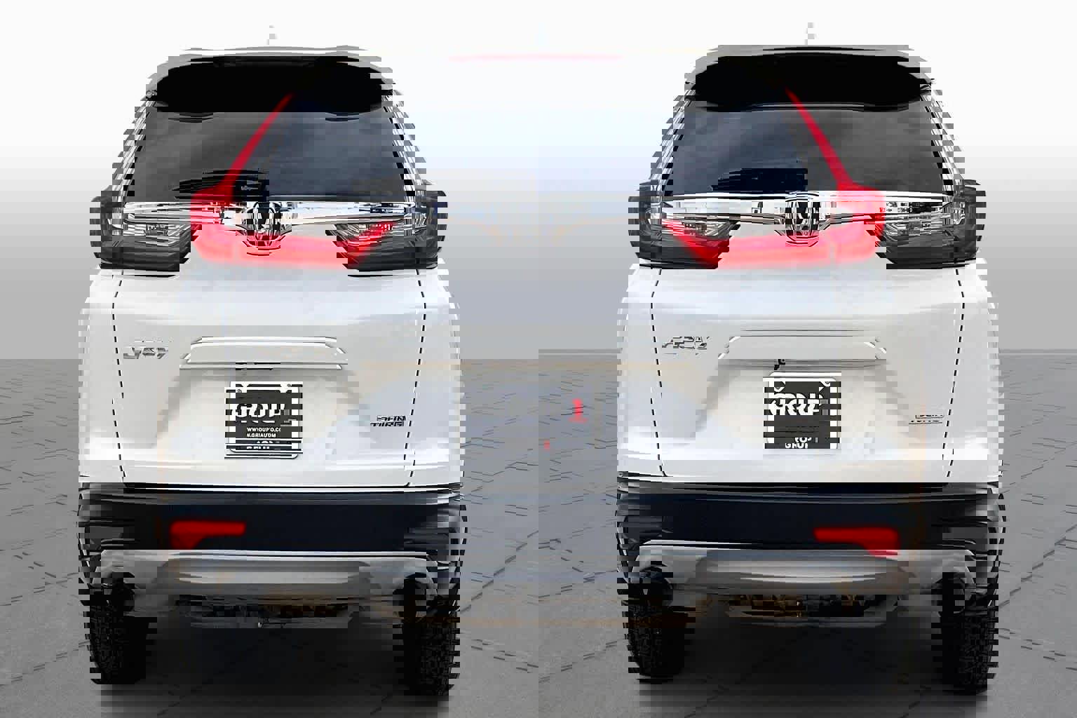 Used 2018 Honda CR-V Touring image 5