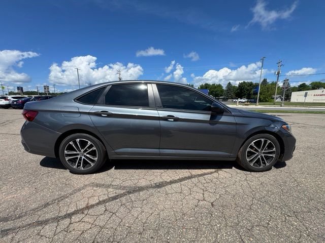 Used 2024 Volkswagen Jetta Sport FWD image 8