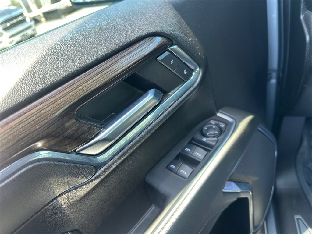 Used 2024 Chevrolet Silverado 1500 LT w/ Z71 Off-Road Package image 28