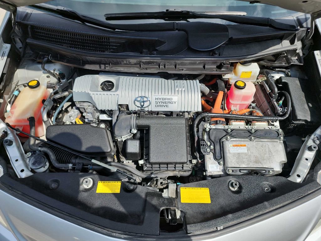 Used 2012 Toyota Prius V Three FWD image 32