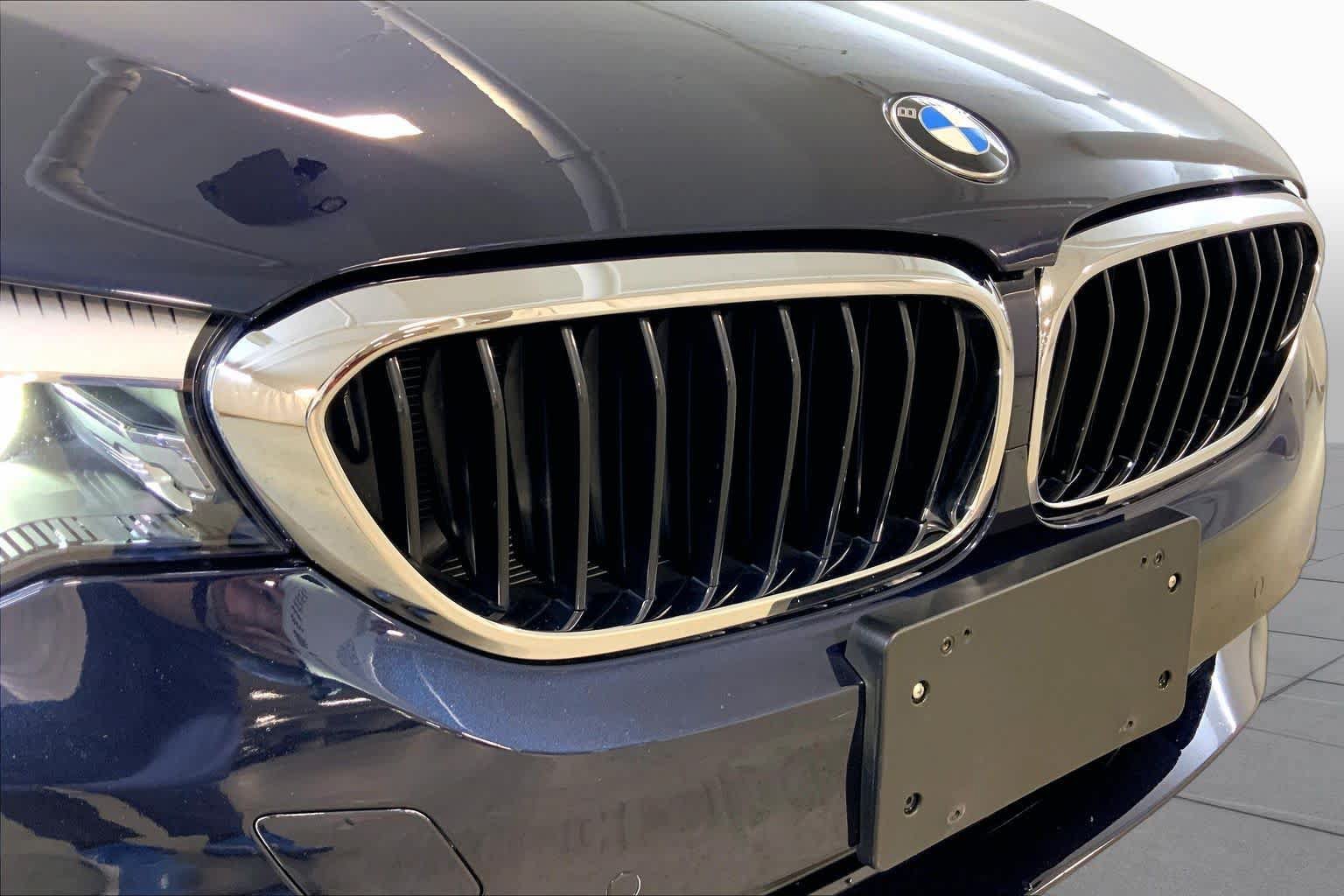 Used 2018 BMW 530i xDrive w/ Premium Package AWD/4WD image 32