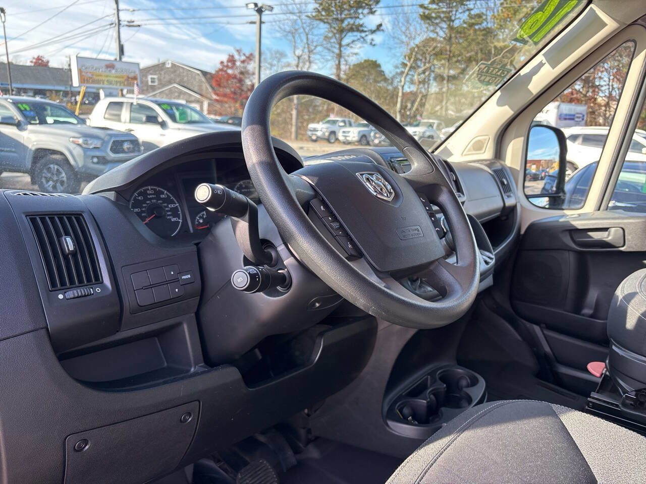 Used 2016 RAM ProMaster 2500 w/ Interior Convenience Group image 15