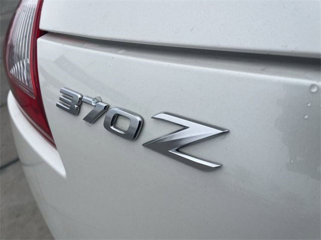 Used 2016 Nissan 370Z w/ Sport Package image 28