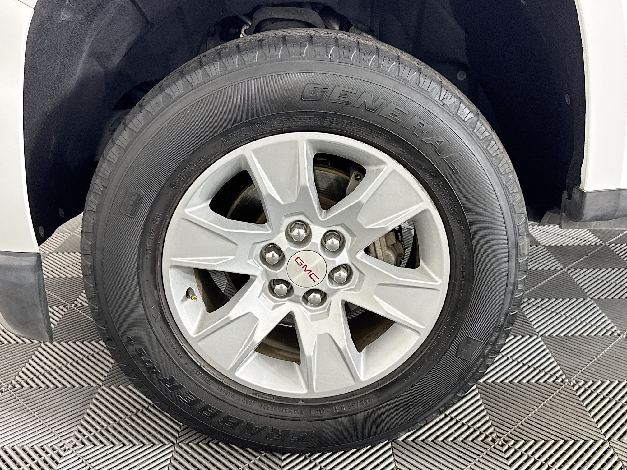 Used 2016 GMC Canyon SLE w/ SLE Convenience Package RWD image 35