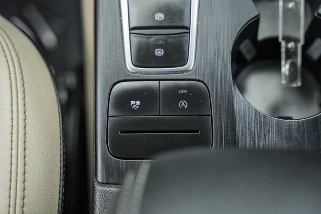 Used 2020 Ford Escape SEL FWD image 27
