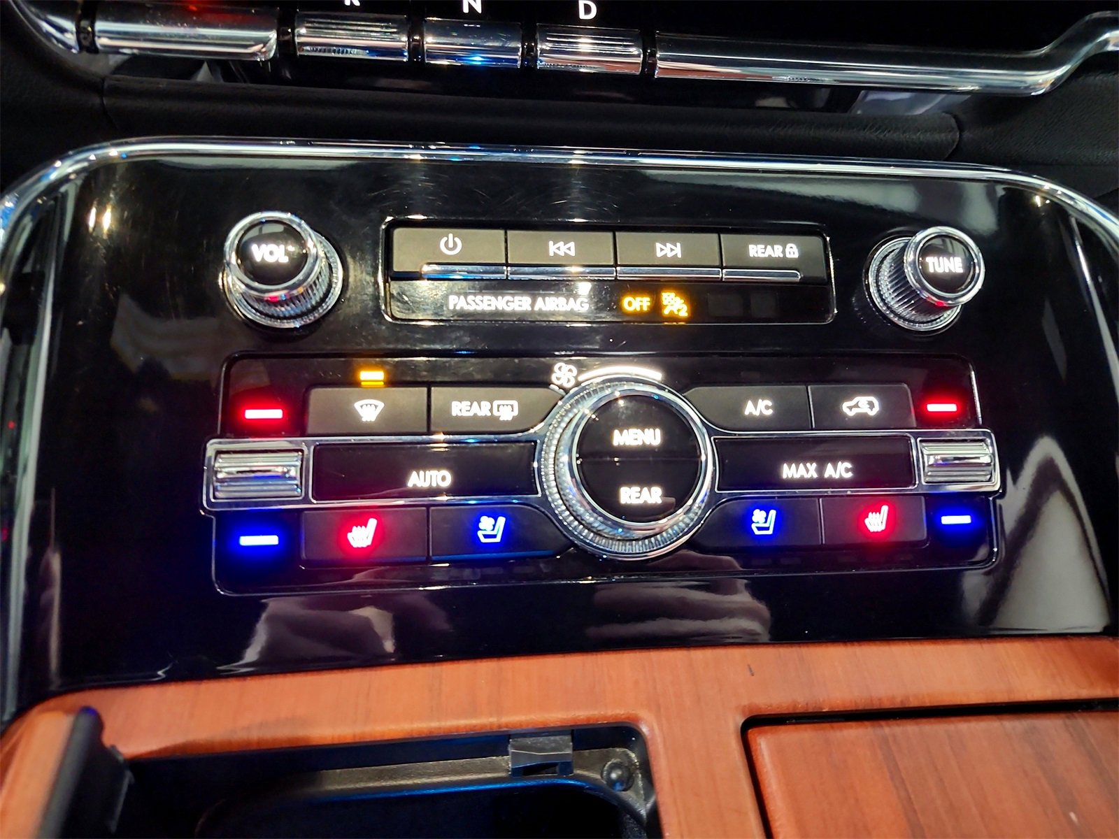 Used 2024 Lincoln Navigator Reserve image 31