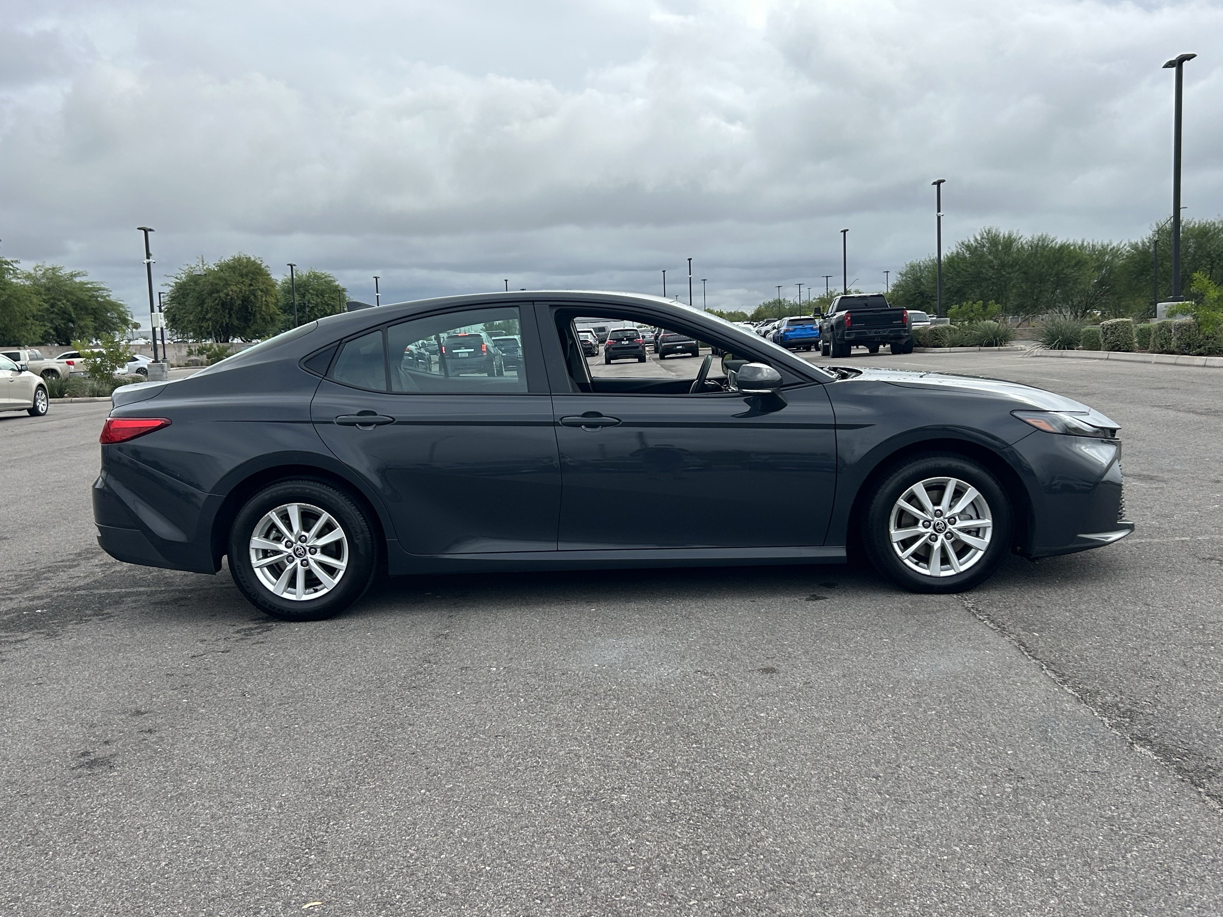 Used 2025 Toyota Camry LE FWD image 6
