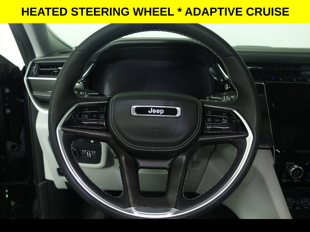 Used 2022 Jeep Grand Cherokee Overland w/ Luxury Tech Group IV AWD/4WD image 11