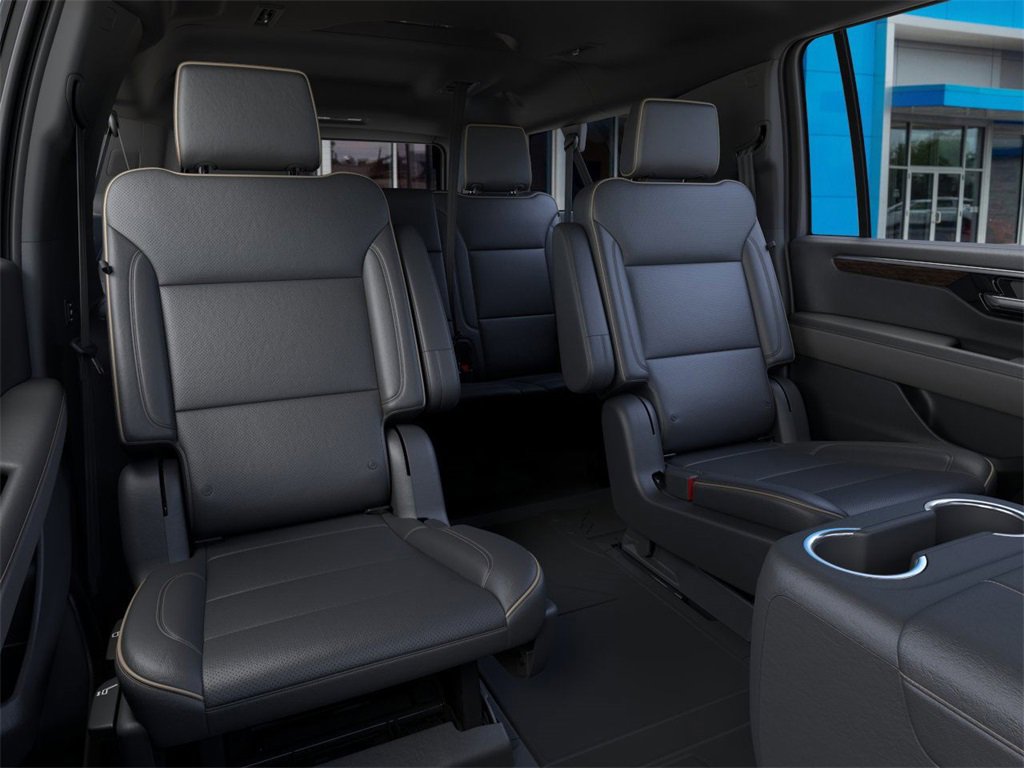 New 2026 Chevrolet Suburban Premier image 17