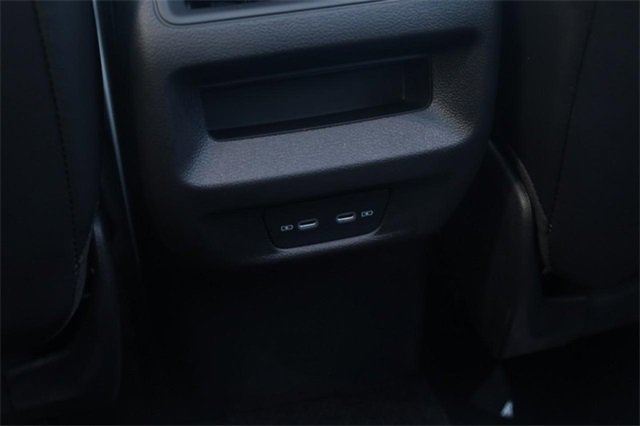 New 2025 Volkswagen Tiguan SE image 22