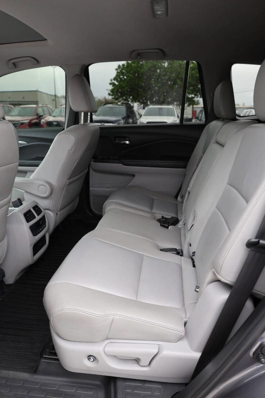 Used 2016 Honda Pilot EX-L image 18