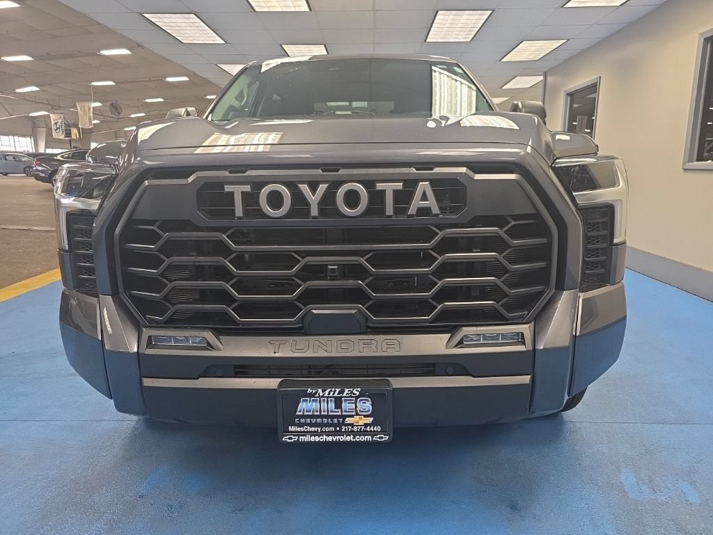 Used 2023 Toyota Tundra SR5 w/ SR5 Convenience Package AWD/4WD image 11