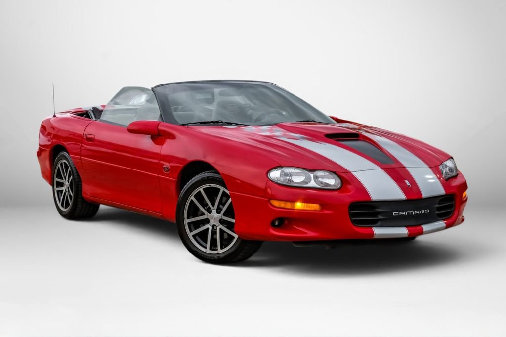 Used 2002 Chevrolet Camaro Z28 w/ SS Performance/Appearance Pkg RWD image 5