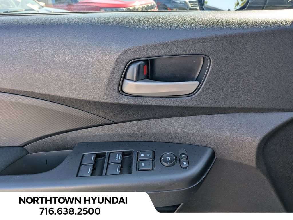 Used 2016 Honda CR-V LX image 19