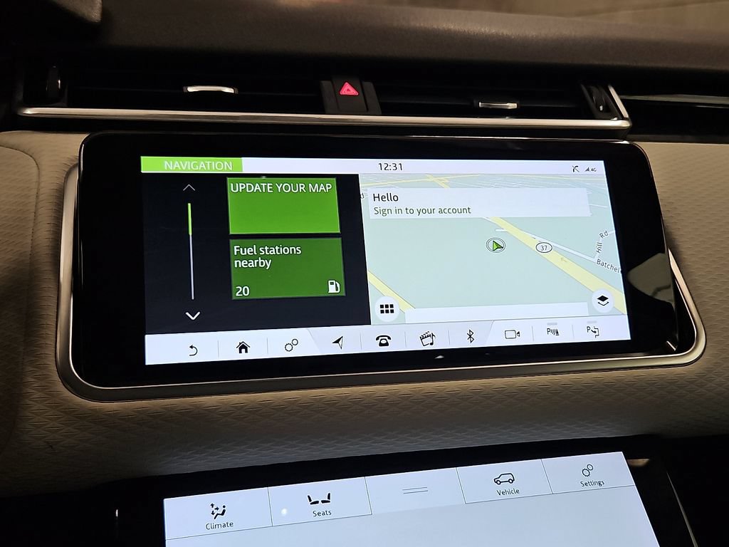 Used 2019 Land Rover Range Rover Velar R-Dynamic SE AWD/4WD image 18