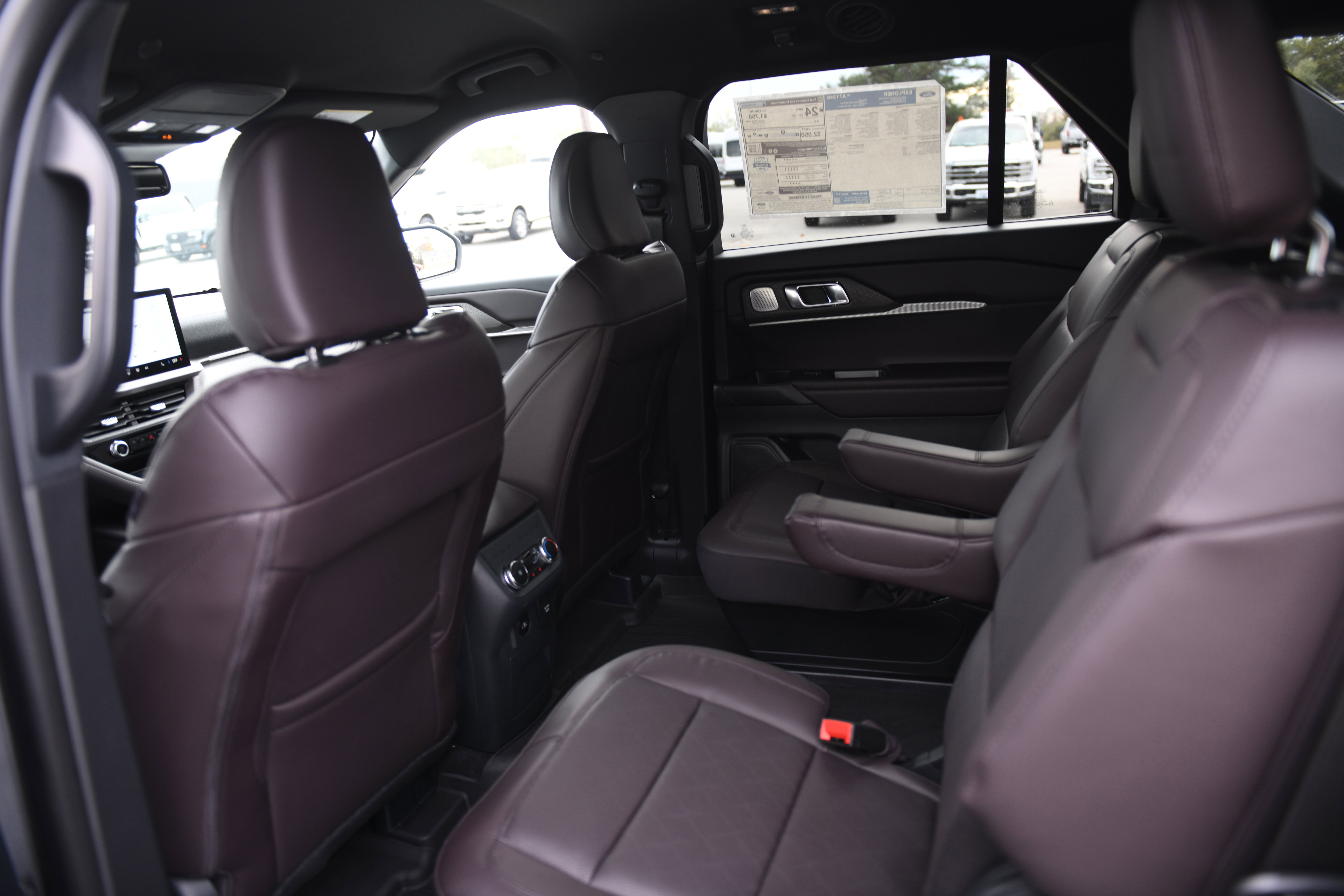 New 2026 Ford Explorer Platinum image 22