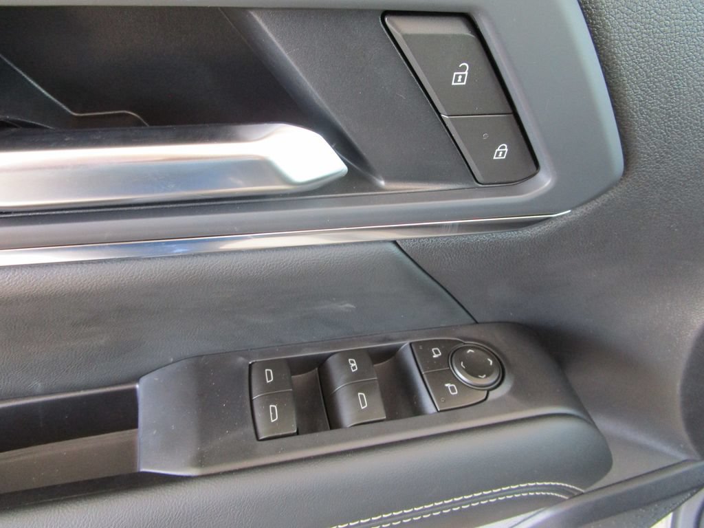 New 2026 GMC Terrain Elevation w/ Technology Package II FWD image 21