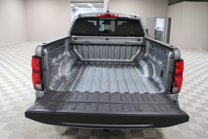 New 2026 Chevrolet Colorado Z71 w/ Technology Package AWD/4WD image 13