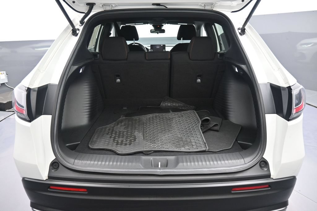 Certified 2025 Honda HR-V Sport image 21