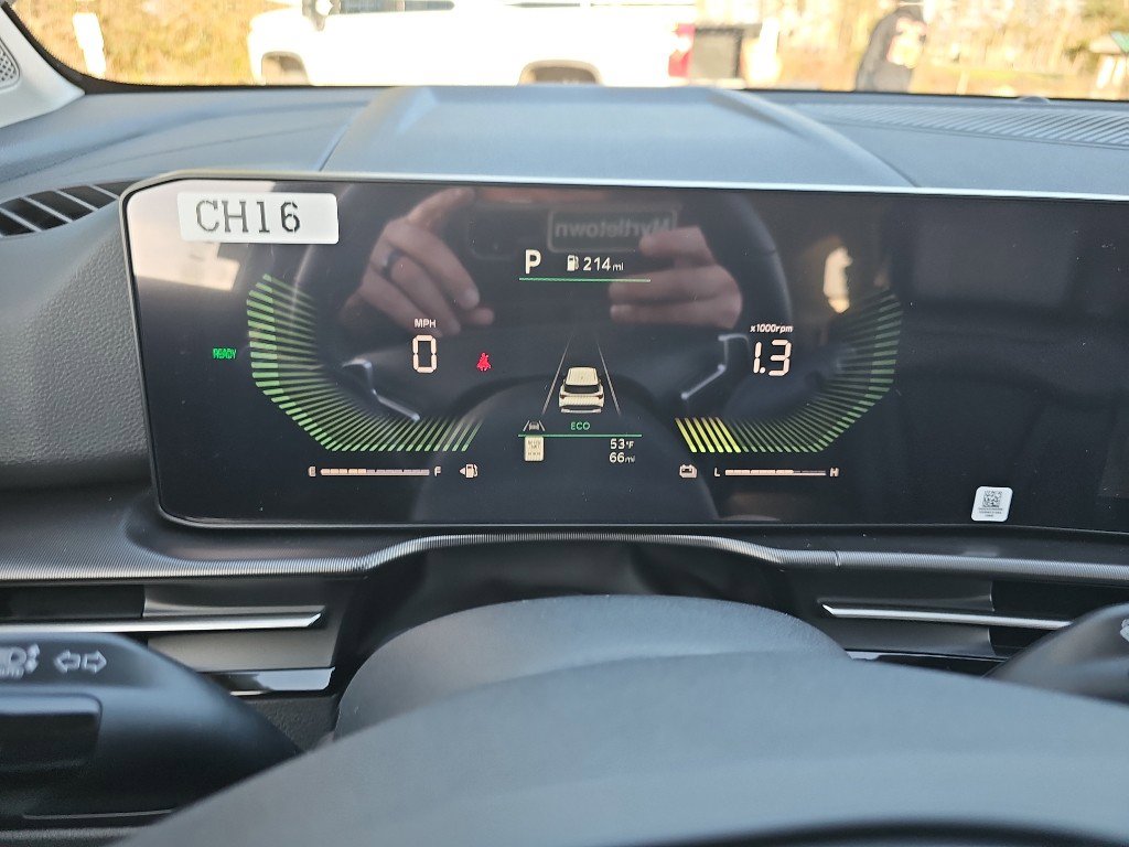 New 2026 Kia Sportage EX image 13