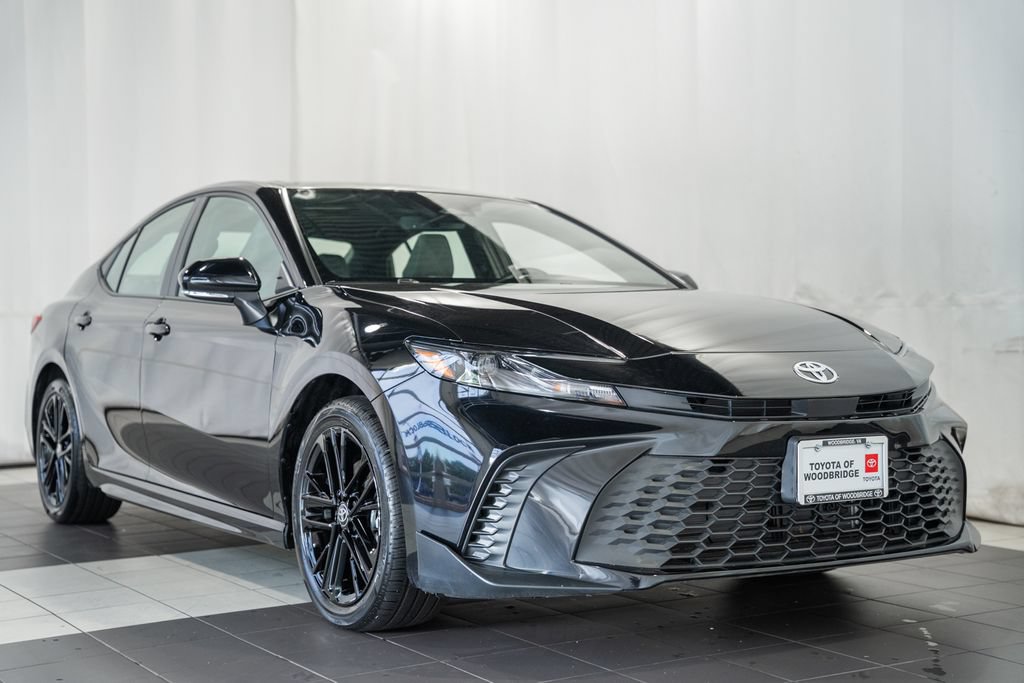Used 2025 Toyota Camry SE