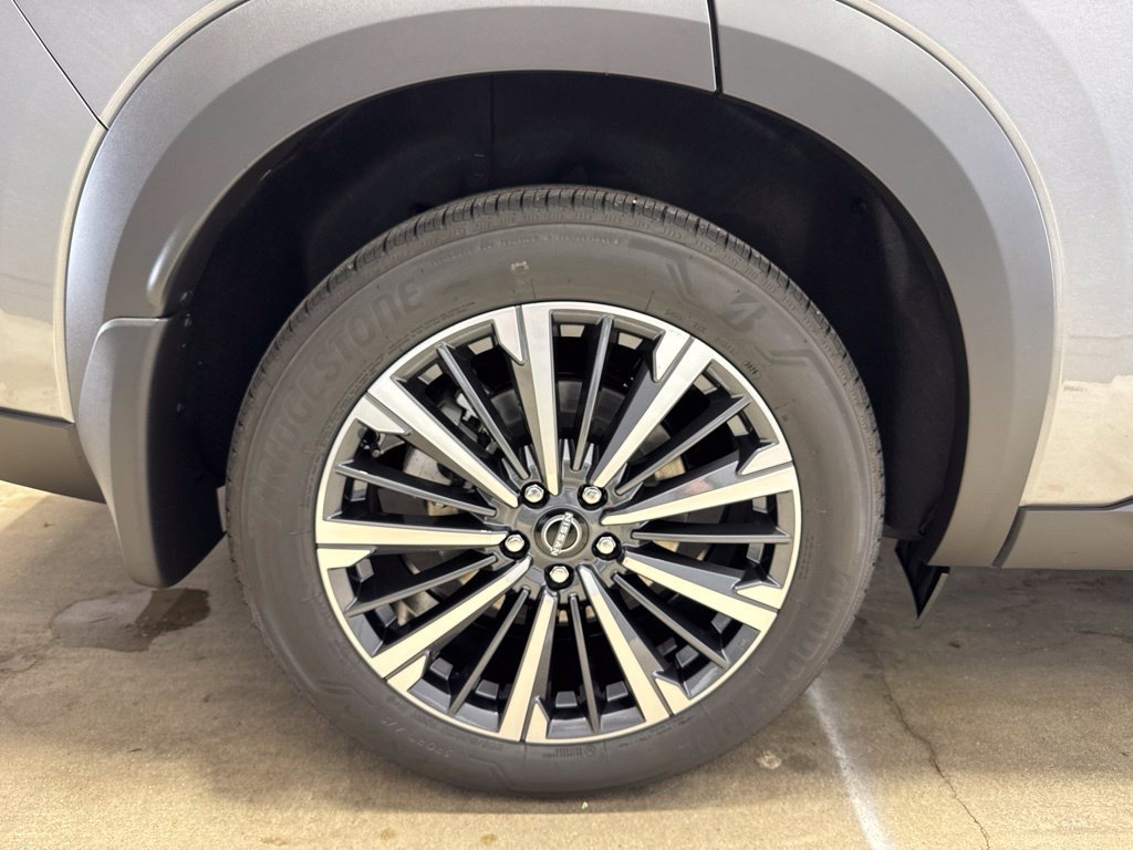 New 2026 Nissan Pathfinder Platinum AWD/4WD image 36