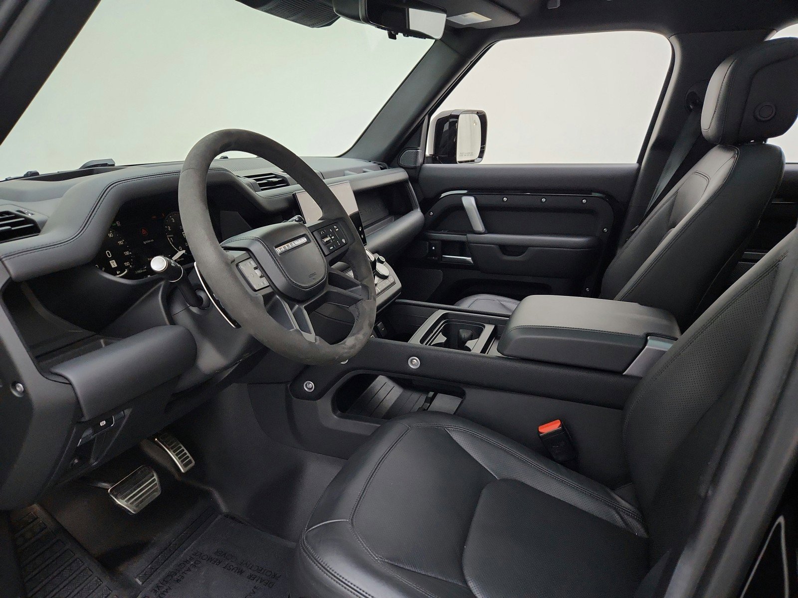 Used 2024 Land Rover Defender 110 V8 image 13