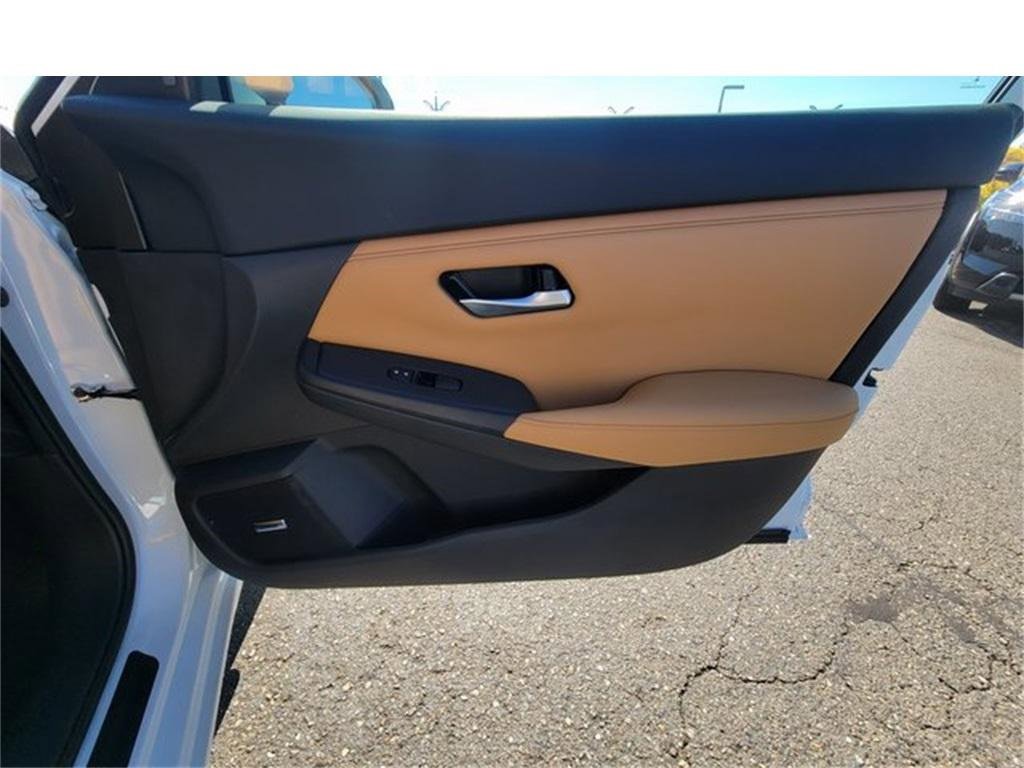 New 2025 Nissan Sentra SV w/ SV Premium Package image 10