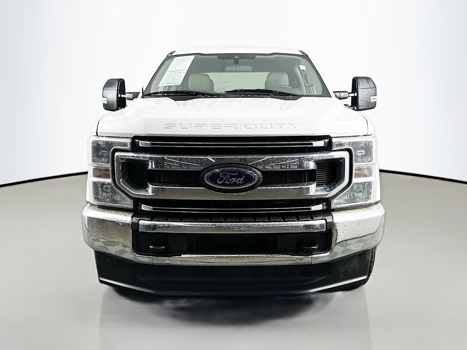 Used 2022 Ford F350 XLT image 2