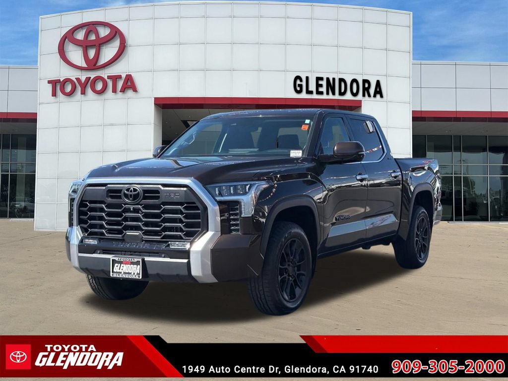 Used 2023 Toyota Tundra Limited w/ TRD Off-Road Package AWD/4WD image 4