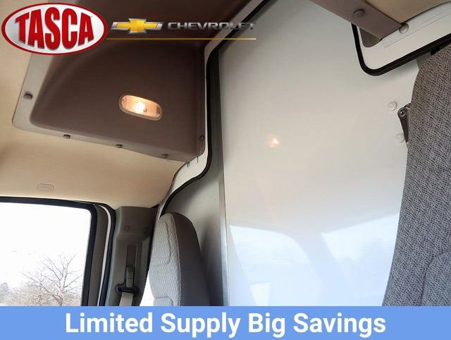 New 2025 Chevrolet Express 3500 w/ Power Convenience Package RWD image 28
