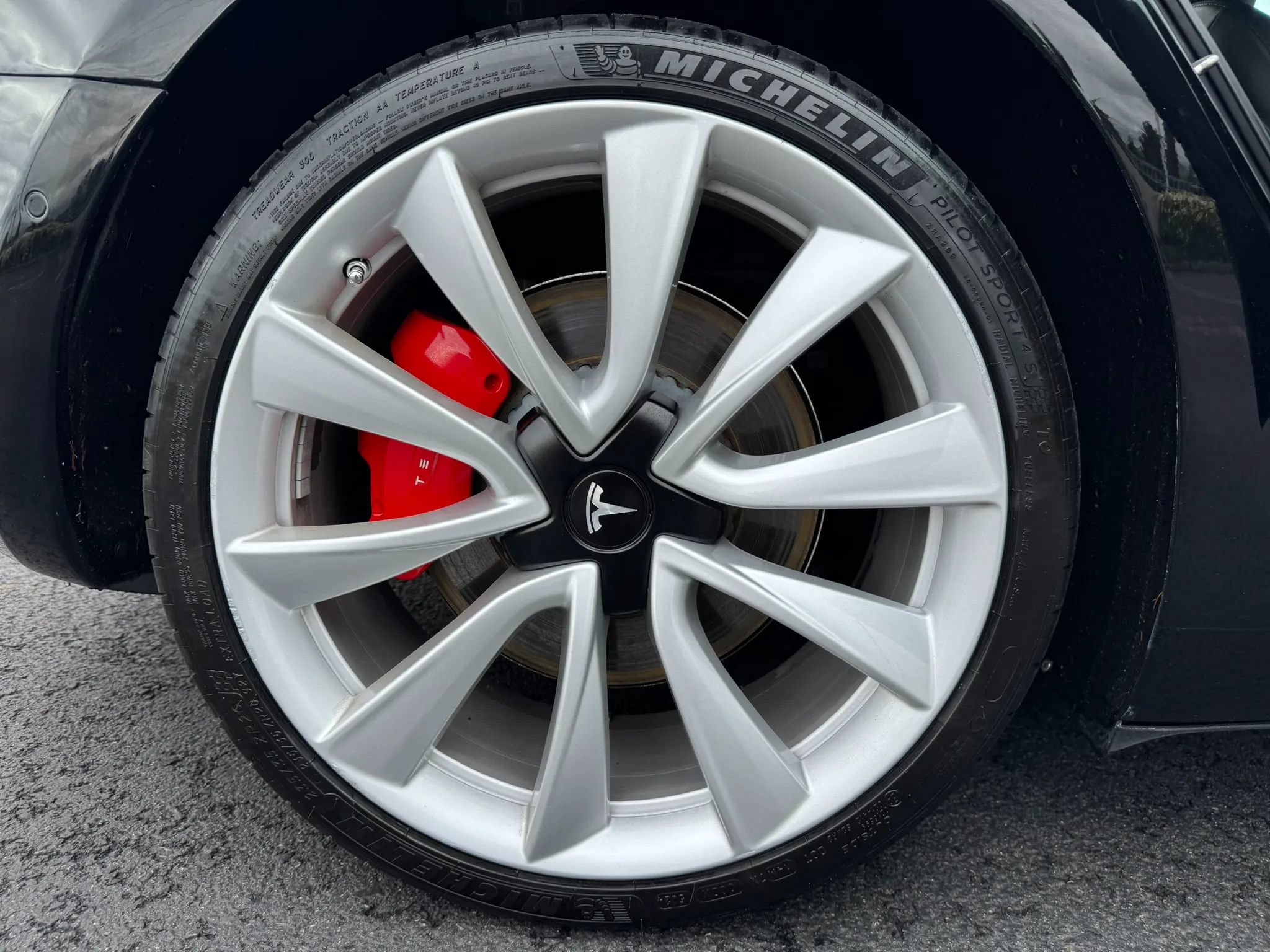 Used 2018 Tesla Model 3 Performance AWD/4WD image 16