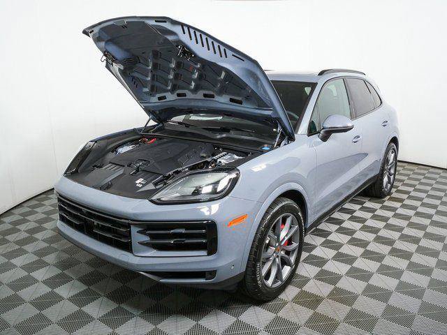New 2026 Porsche Cayenne S AWD/4WD image 35