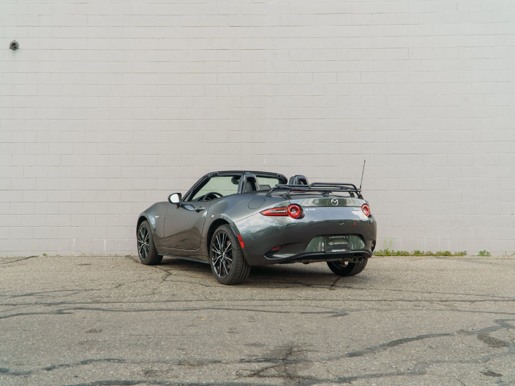 Used 2024 MAZDA MX-5 Miata Grand Touring w/ Weather Package RWD image 3
