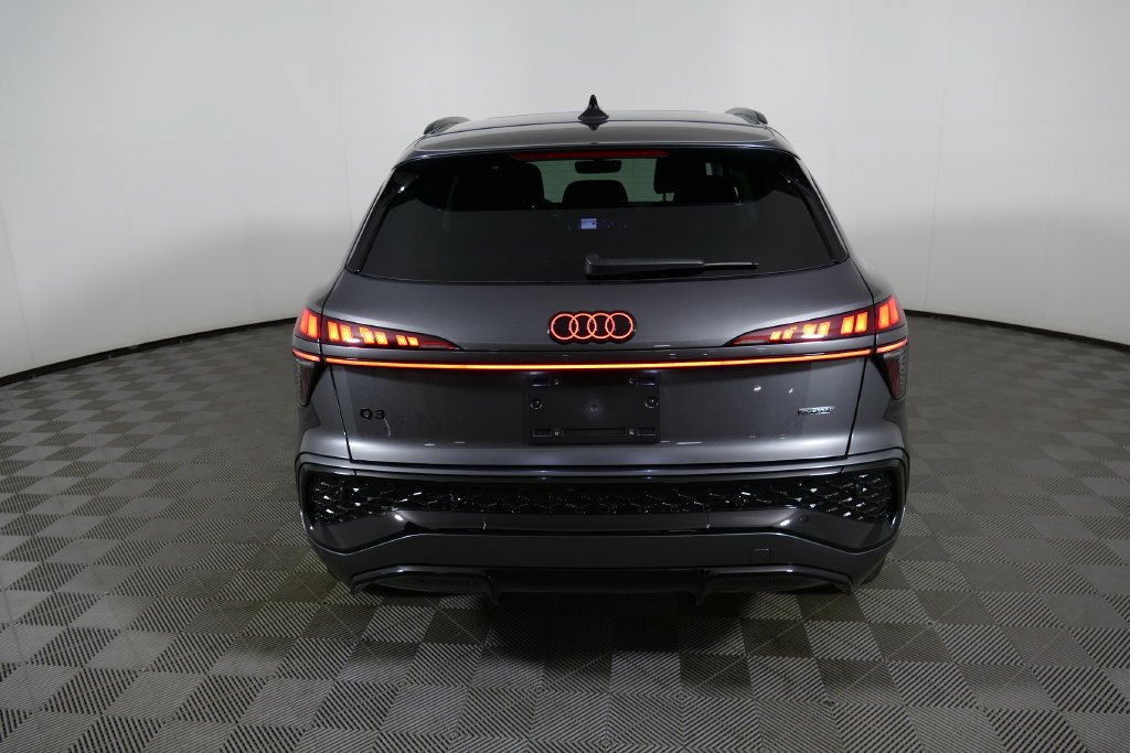 New 2026 Audi Q3 quattro 2.0T AWD/4WD image 4