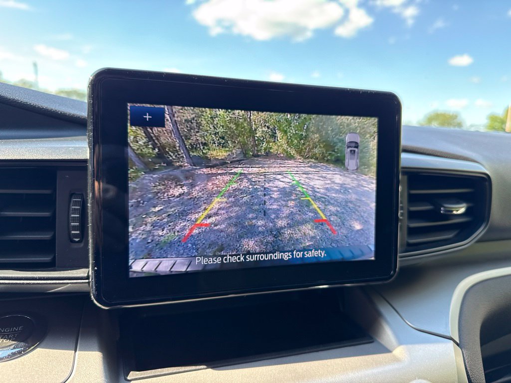 Used 2022 Ford Explorer XLT w/ Class IV Trailer Tow Package AWD/4WD image 26