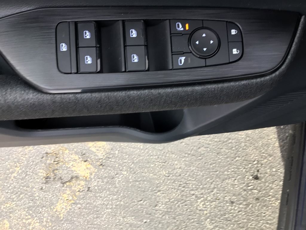 New 2026 Nissan Kicks SV w/ Cold Weather Package image 7