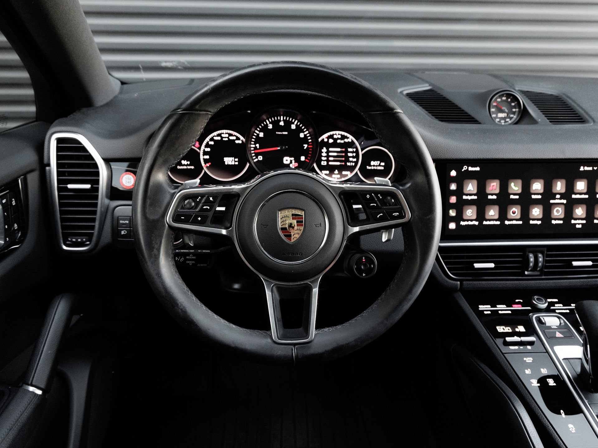 Certified 2022 Porsche Cayenne Coupe AWD/4WD image 16