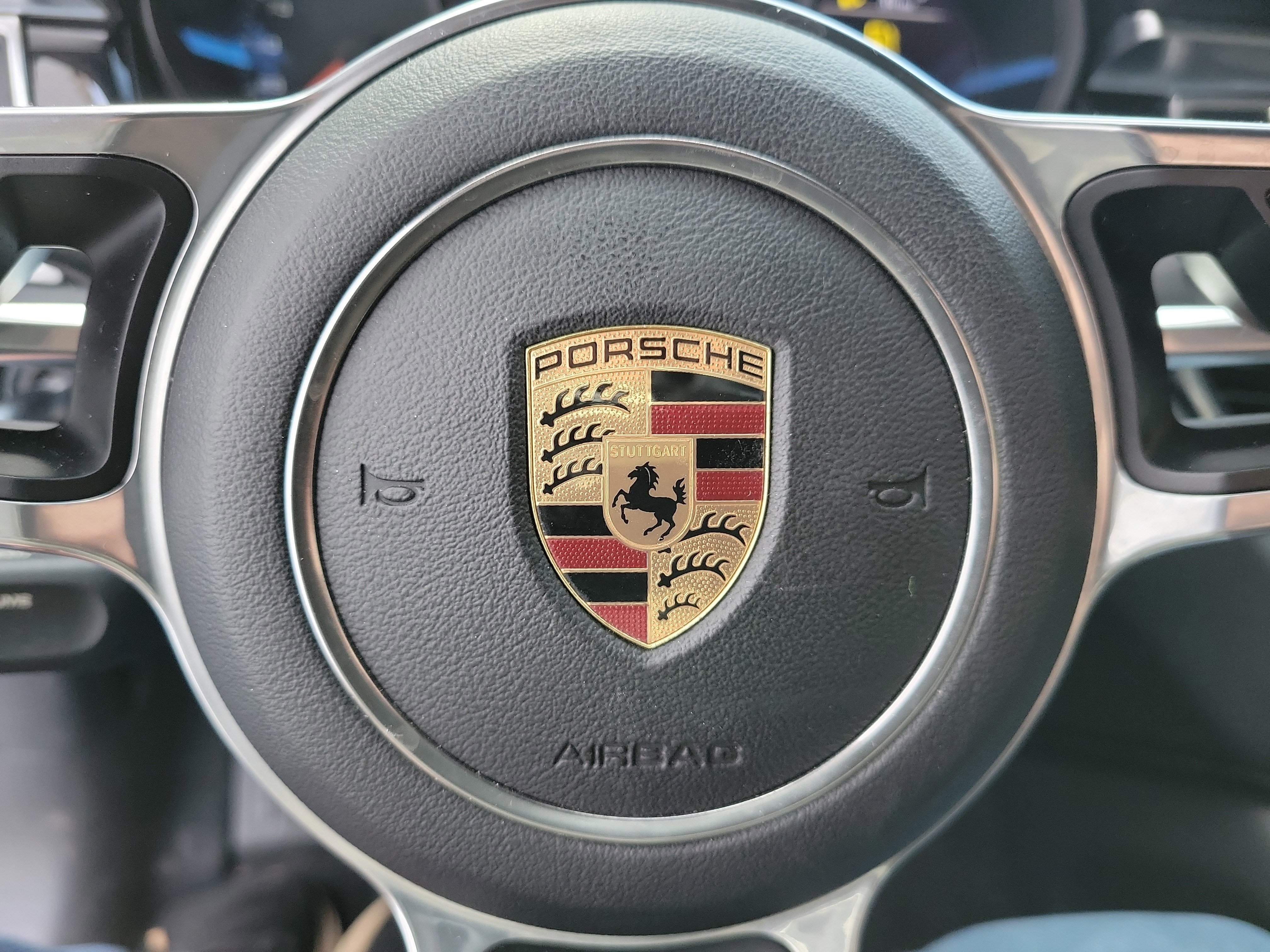 Used 2016 Porsche Macan S image 23