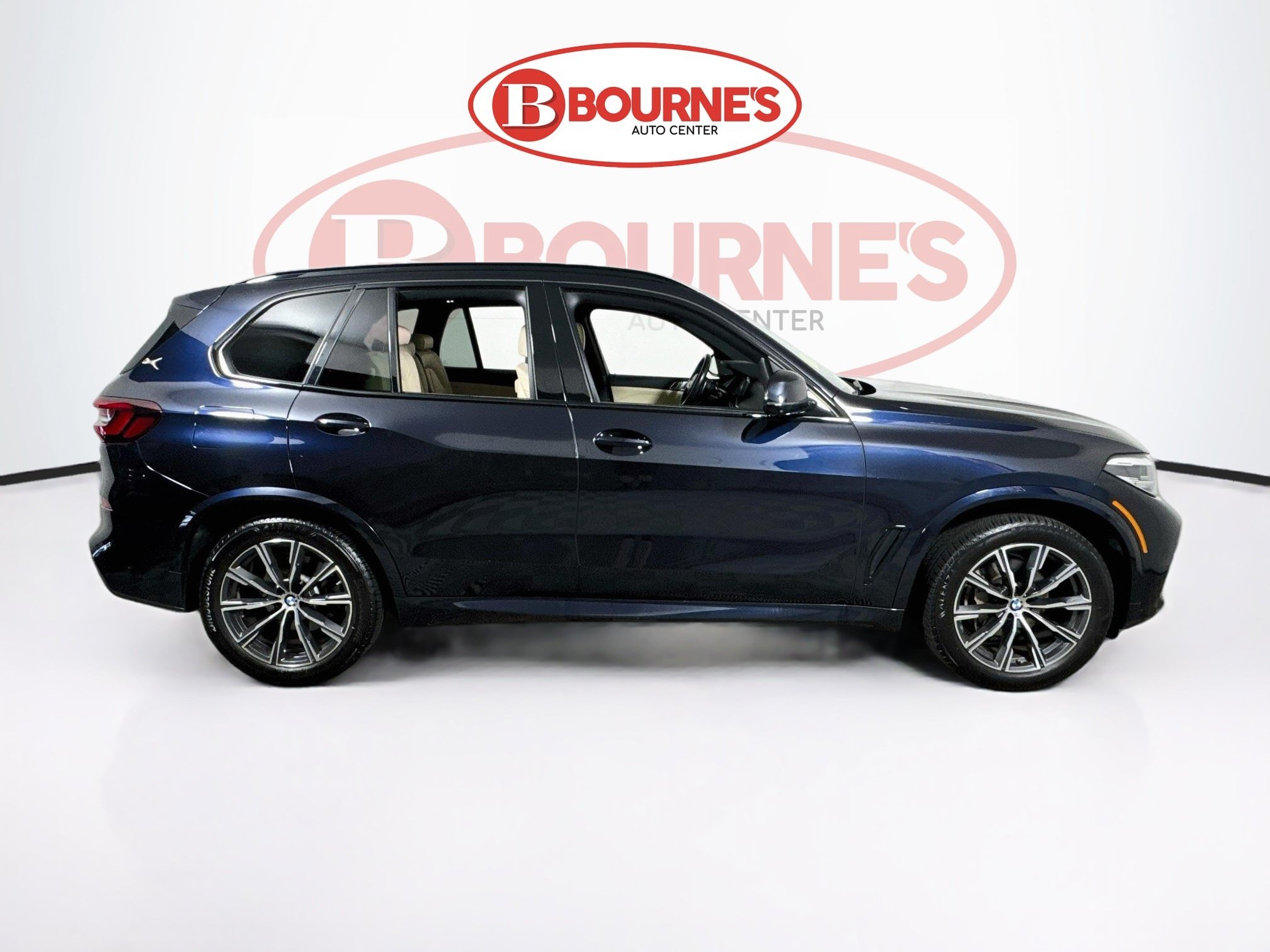 Used 2021 BMW X5 xDrive40i w/ M Sport Package AWD/4WD image 13