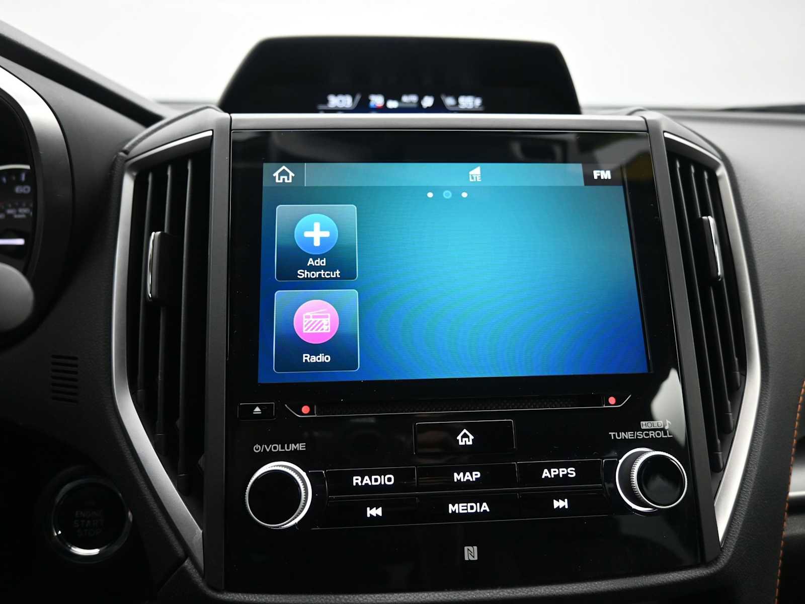 Used 2022 Subaru Crosstrek 2.5i Limited w/ Moonroof Package 2 image 16