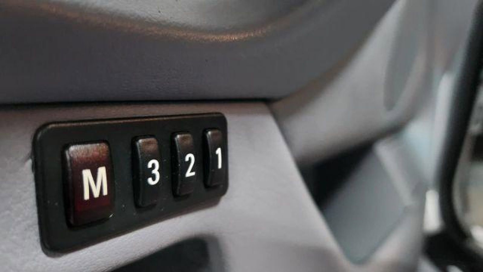 Used 1999 BMW 528i Sedan RWD image 48